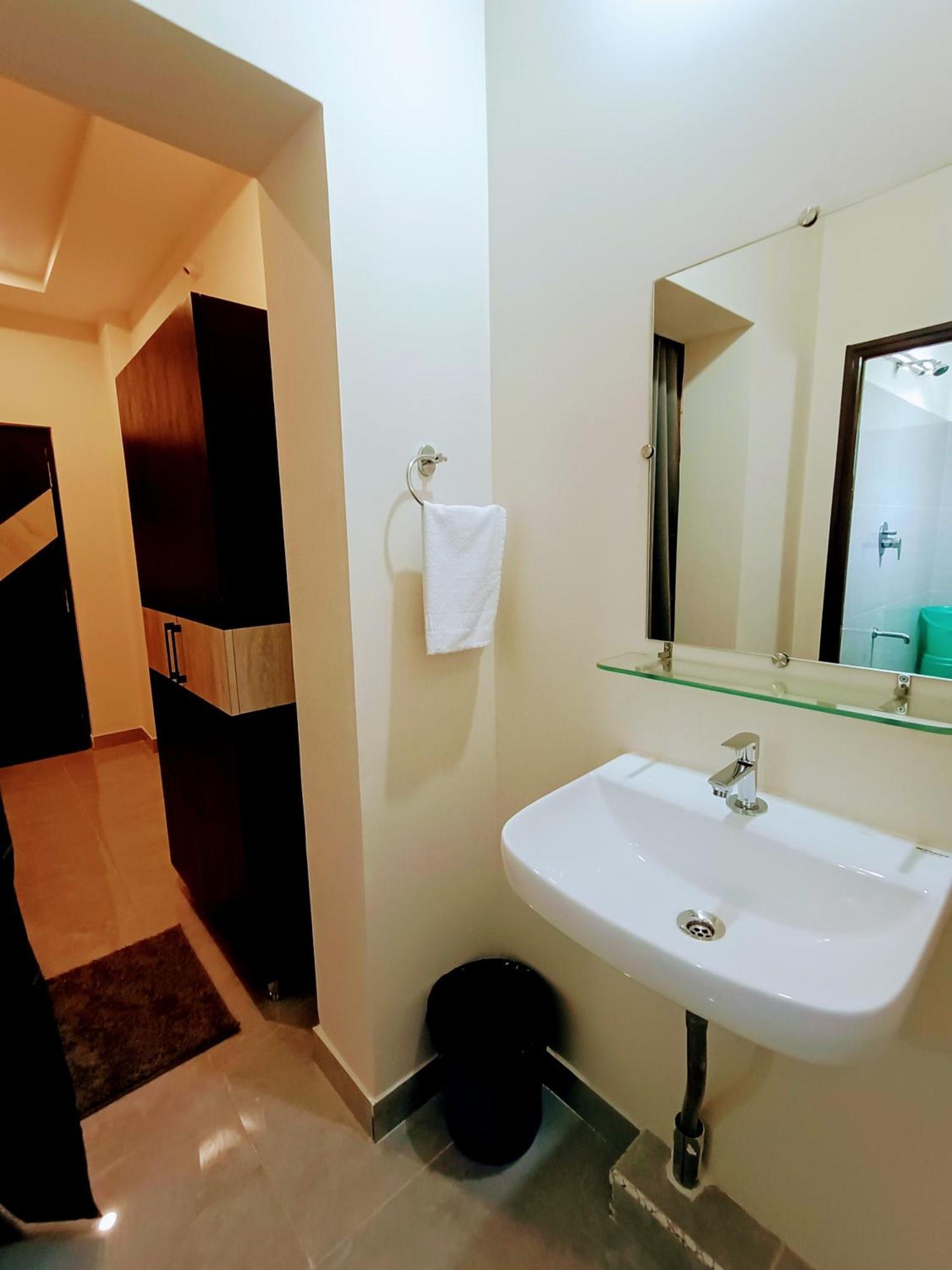 Mgr Residency Villa Srikalahasti Bagian luar foto